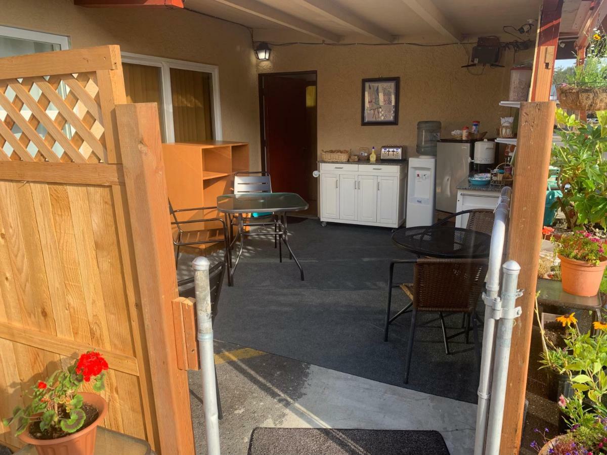 Fir Grove Motel Reedsport Eksteriør billede