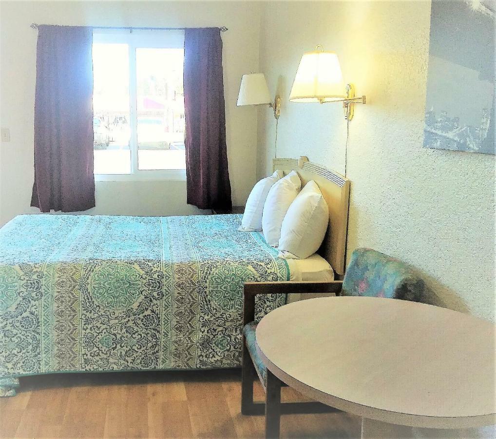 Fir Grove Motel Reedsport Eksteriør billede